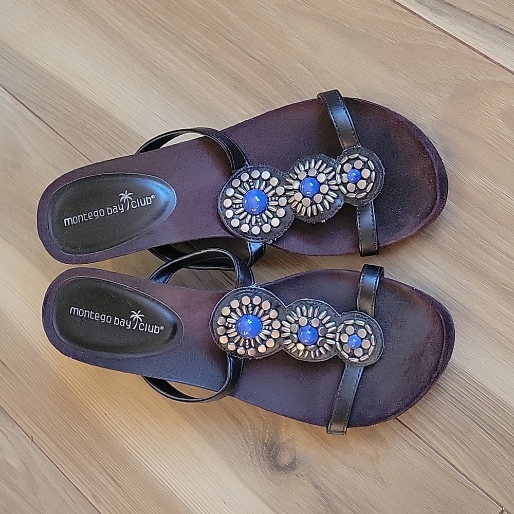 Montego Bay Club size 9 Womens Sandals Fun Bead Design!